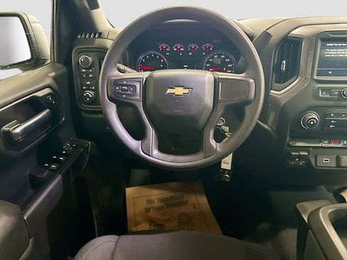 Used 2019 Chevrolet Silverado 1500 Custom w/ Custom Value Package AWD/4WD image 21