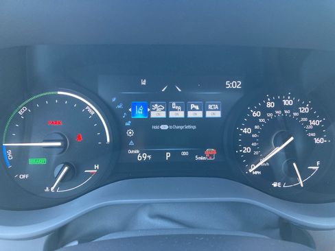 Certified 2025 Toyota Sienna XLE w/ XLE Plus Package image 10