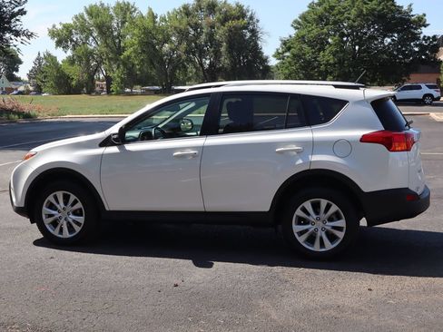 Used 2013 Toyota RAV4 Limited FWD image 8