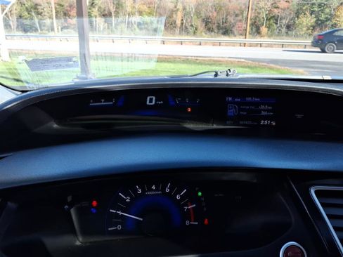 Used 2015 Honda Civic EX-L image 15