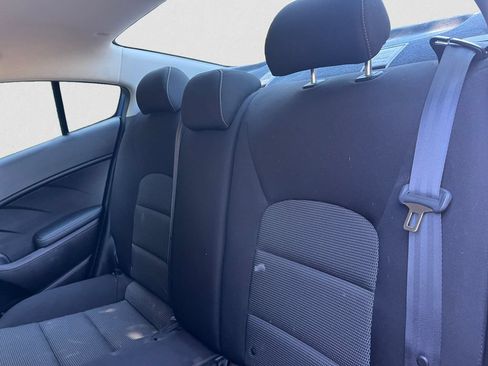 Used 2017 Kia Forte LX FWD image 13