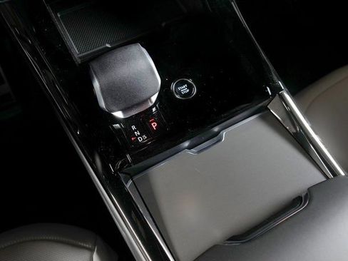 New 2026 Land Rover Range Rover Sport Dynamic SE AWD/4WD image 13