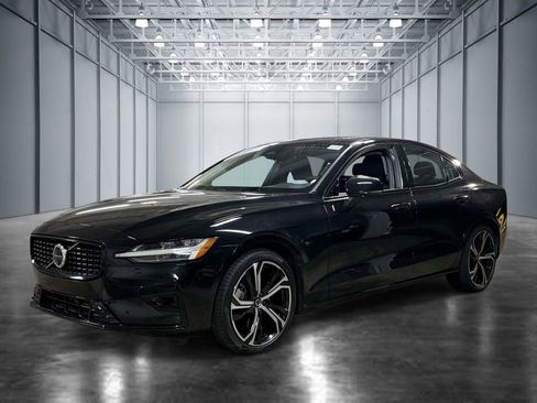 Used 2025 Volvo S60 B5 Plus AWD/4WD image 1