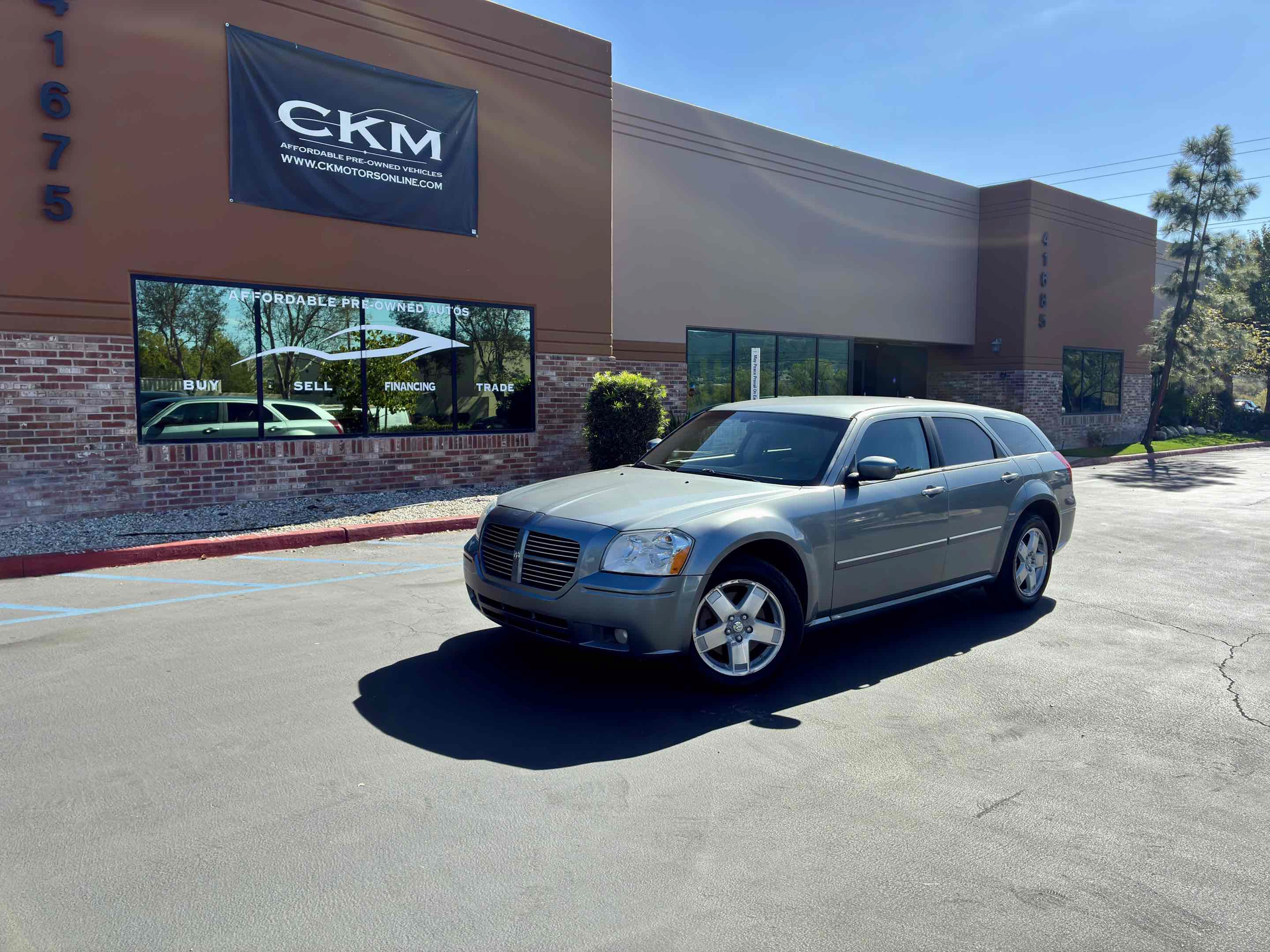 Used 2007 Dodge Magnum R/T AWD/4WD image 2