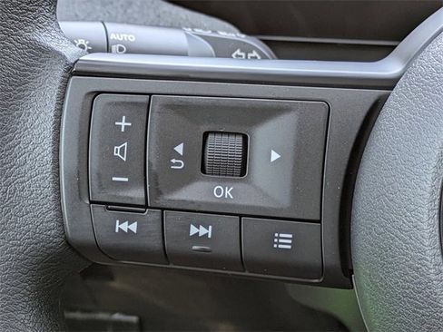 New 2026 Nissan Kicks SV image 24