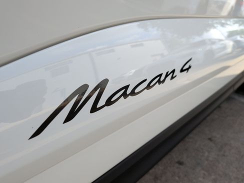 Used 2024 Porsche Macan 4 Electric AWD/4WD image 36