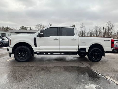 Used 2024 Ford F250 Lariat w/ Lariat Ultimate Package image 8