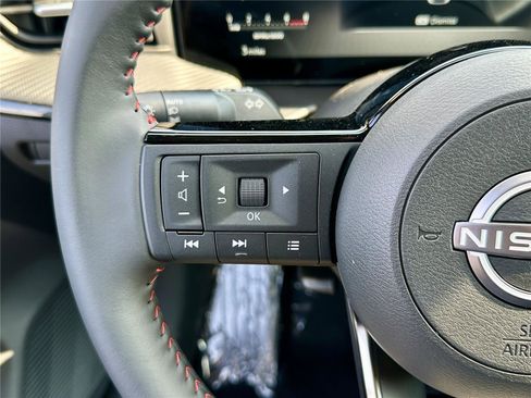New 2026 Nissan Kicks SR w/ Cold Weather Package AWD/4WD image 14