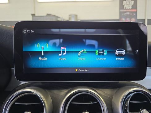 Used 2019 Mercedes-Benz C 300 Sedan image 25