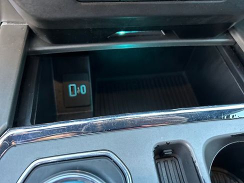 Used 2020 Ford Expedition XLT w/ Cargo Package image 23