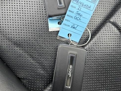 Used 2021 Jeep Grand Cherokee L Overland w/ Luxury Tech Group IV image 8