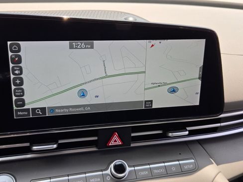 Used 2024 Hyundai Elantra SEL FWD image 23