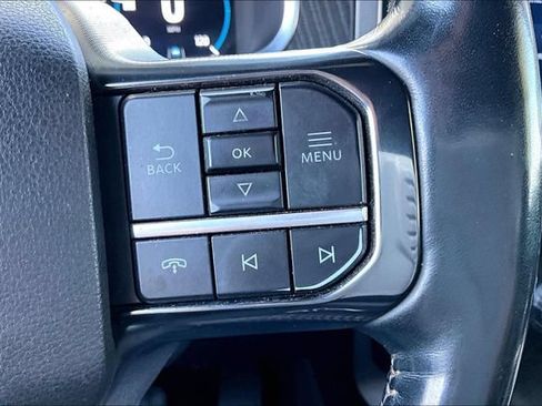Used 2022 Ford F150 Platinum w/ Equipment Group 701A High AWD/4WD image 18
