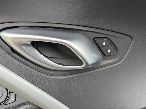Used 2024 Chevrolet Camaro LT w/ Technology Package RWD image 10