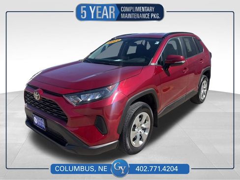 Used 2021 Toyota RAV4 LE AWD/4WD image 1