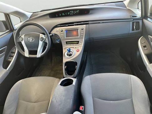 Used 2014 Toyota Prius Two FWD image 19