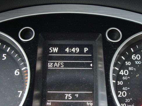 Used 2016 Volkswagen CC Sport FWD image 29