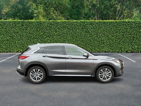 Used 2023 INFINITI QX50 Luxe image 2