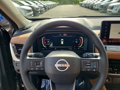 New 2026 Nissan Rogue Platinum AWD/4WD image 24