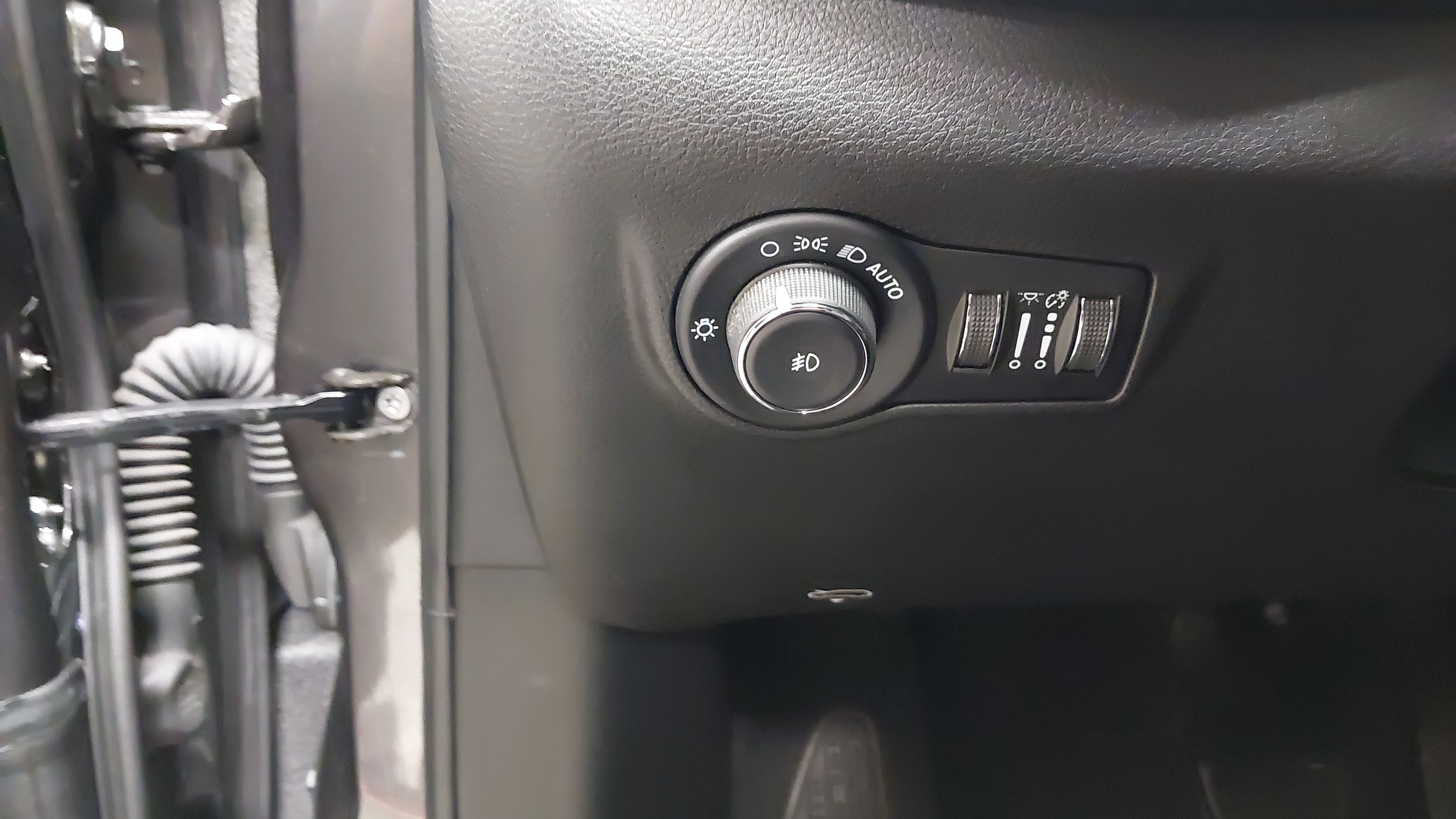 Used 2023 Jeep Compass Limited AWD/4WD image 23
