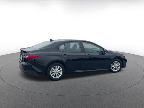 Used 2025 Toyota Camry LE image 15
