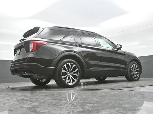 Used 2020 Ford Explorer ST w/ Premium Technology Package AWD/4WD image 24