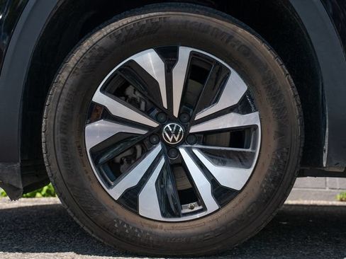 Used 2024 Volkswagen Atlas Cross Sport SE AWD/4WD image 12