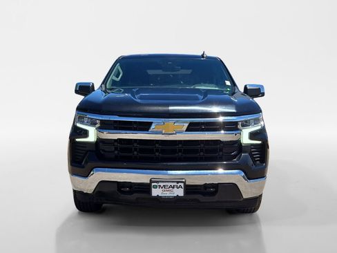 Used 2023 Chevrolet Silverado 1500 LT w/ Protection Package AWD/4WD image 10