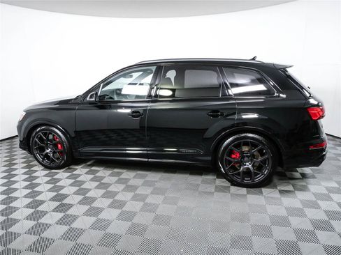 New 2026 Audi SQ7 Prestige AWD/4WD image 32
