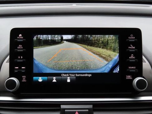 Used 2022 Honda Accord Sport image 5