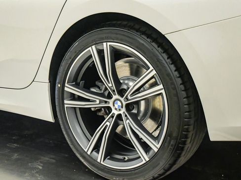 Used 2022 BMW 330i Sedan w/ Driving Assistance Package RWD image 11