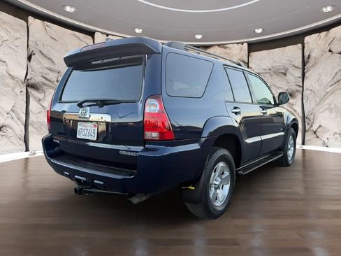 Used 2007 Toyota 4Runner SR5 RWD image 6