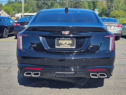 Used 2025 Cadillac CT5 V w/ Technology Package AWD/4WD image 4