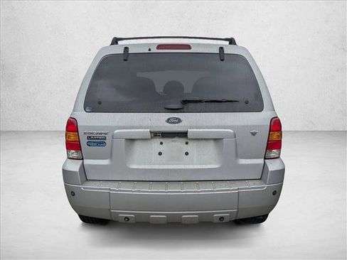 Used 2005 Ford Escape Limited AWD/4WD image 6