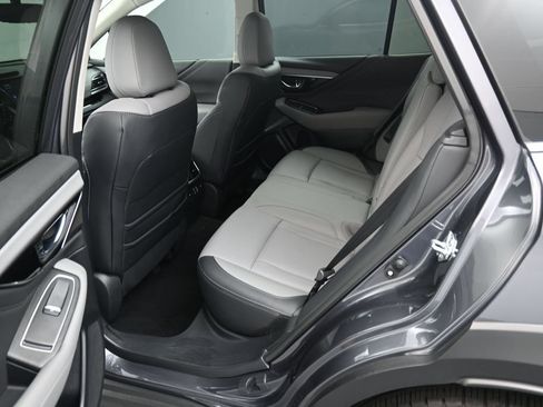Used 2025 Subaru Outback Limited AWD/4WD image 17