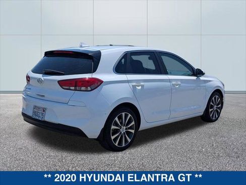Used 2020 Hyundai Elantra GT FWD image 5