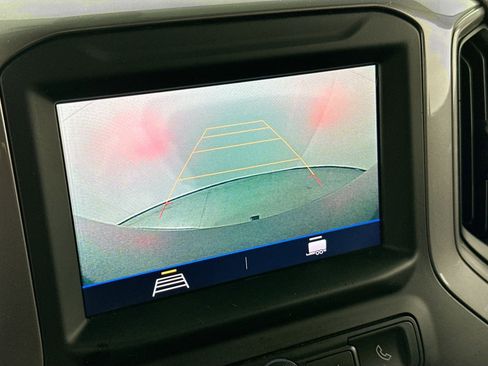 Used 2020 Chevrolet Silverado 1500 Custom w/ Custom Value Package image 13