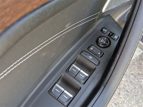 Used 2023 Acura TLX Advance image 11