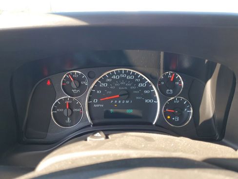 New 2025 Chevrolet Express 3500 w/ Power Convenience Package image 29