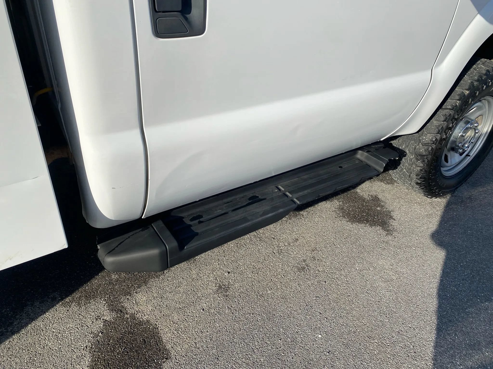 Used 2016 Ford F350 XL w/ Power Equipment Group AWD/4WD image 18