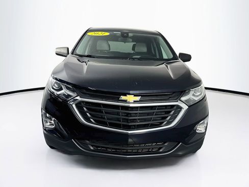 Used 2021 Chevrolet Equinox LS w/ LS Convenience Package FWD image 2
