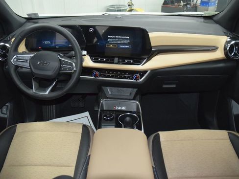New 2026 Chevrolet Equinox ACTIV AWD/4WD image 31