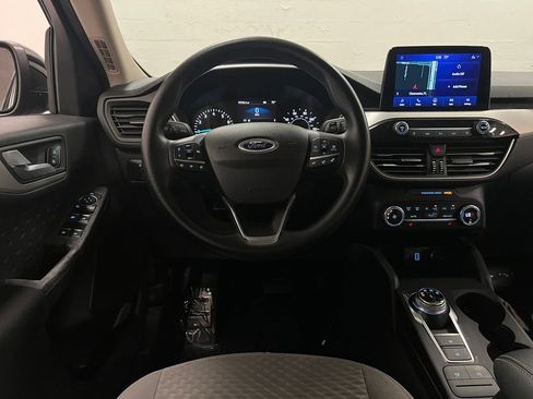 Used 2020 Ford Escape SE FWD image 15