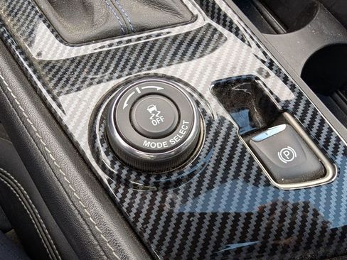 Used 2016 Chevrolet Corvette Stingray Coupe w/ 2LT Preferred Equipment Group image 23