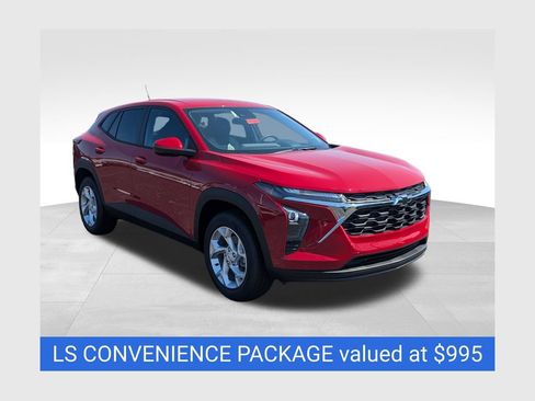 New 2026 Chevrolet Trax LS w/ LS Convenience Package FWD image 1