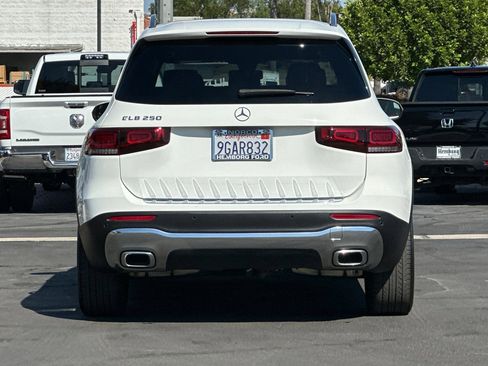Used 2022 Mercedes-Benz GLB 250 image 5