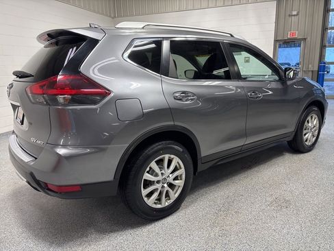 Used 2018 Nissan Rogue SV image 7