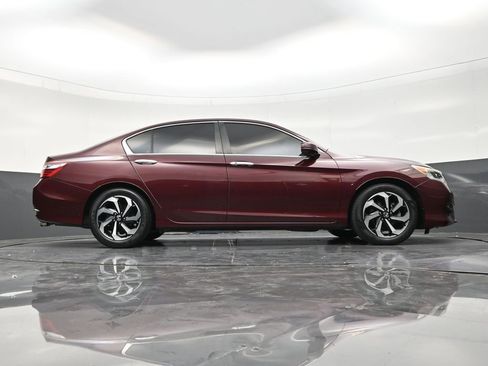 Used 2017 Honda Accord EX-L image 26