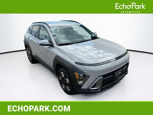 Used 2025 Hyundai Kona SEL AWD/4WD image 1