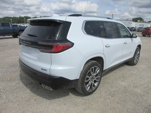 New 2027 GMC Acadia Denali Ultimate AWD/4WD image 4